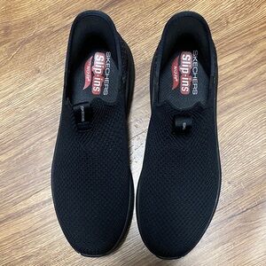 New in box Skechers Men's Black Slip-On Loafers